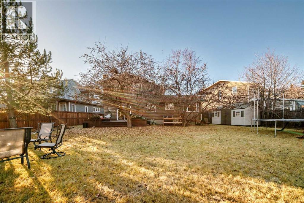 36 Varsity Estates Court NW, Calgary, Alberta  T3B 5B1 - Photo 43 - A2309513