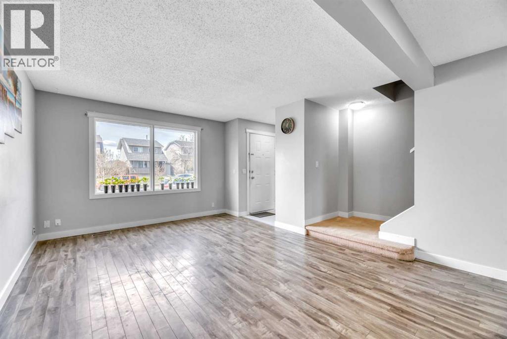 6408 54 Street NE, Calgary, Alberta  T3J 1Z5 - Photo 9 - A2309763