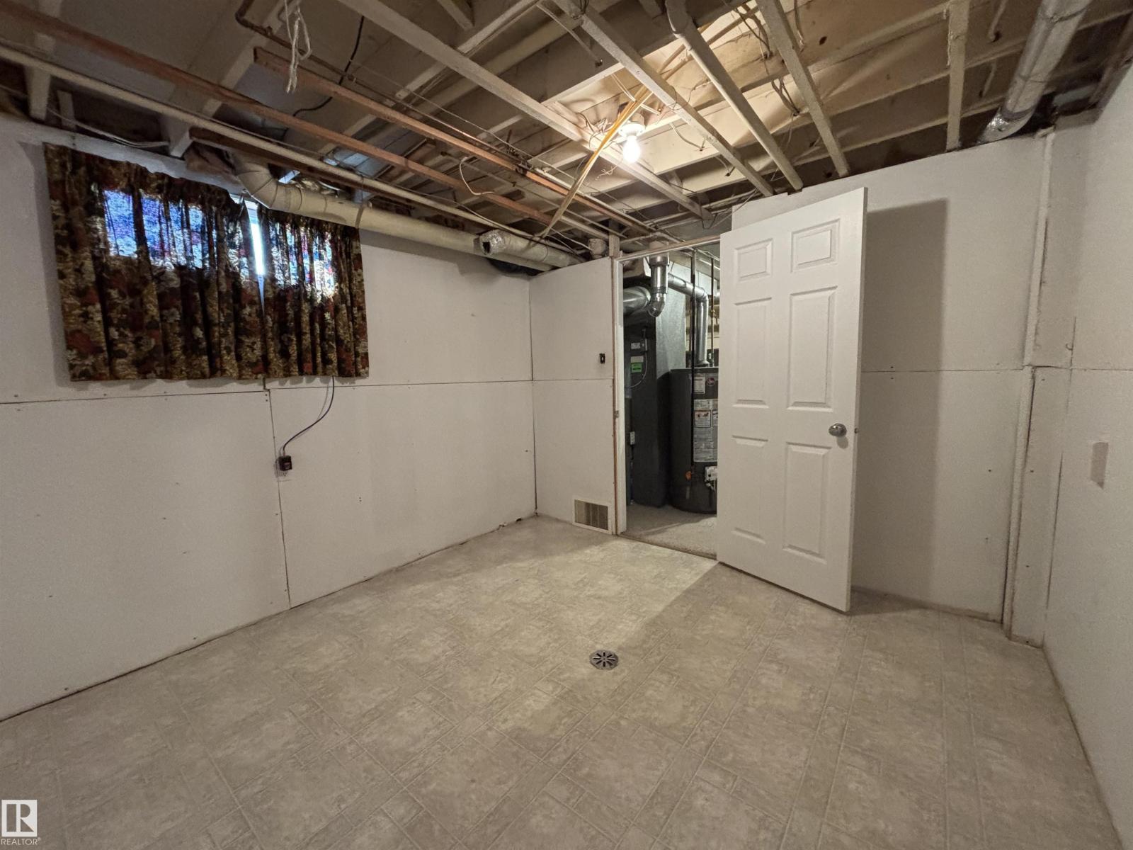 587 Knottwood Rd W Nw, Edmonton, Alberta  T6K 2V6 - Photo 25 - E4486857