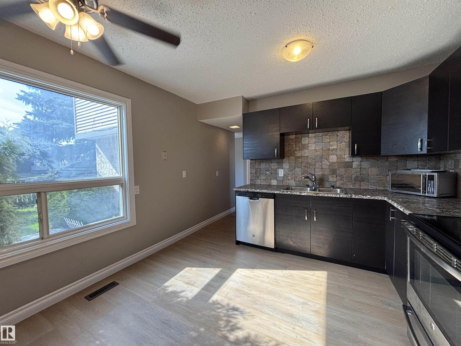 587 Knottwood Rd W Nw, Edmonton, Alberta  T6K 2V6 - Photo 6 - E4486857