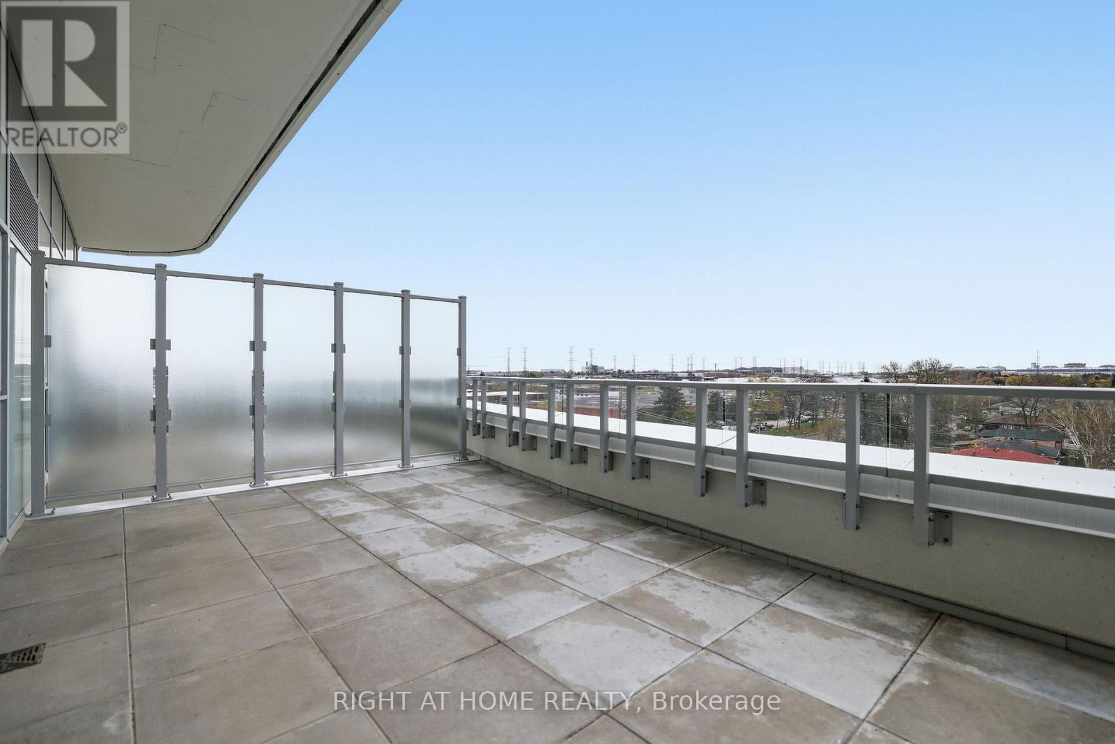 504 - 1010 Sandy Beach Road, Pickering, Ontario  L1W 3V9 - Photo 19 - E13107624