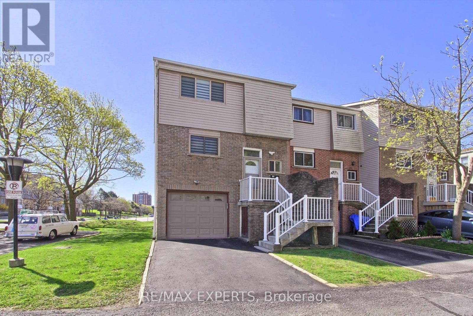 16 - 1655 Geta Circle, Pickering, Ontario  L1V 3B5 - Photo 3 - E13107630