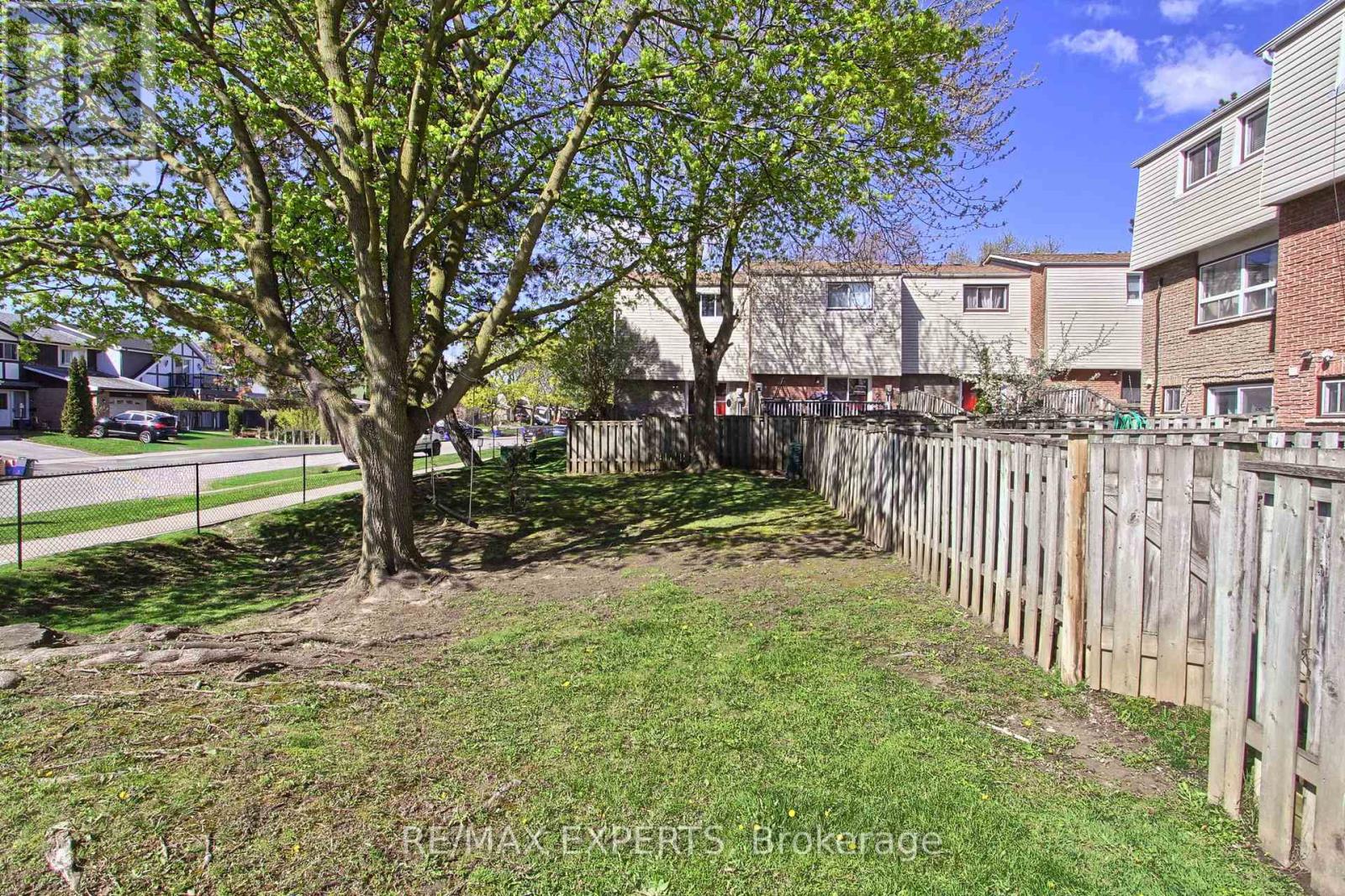 16 - 1655 Geta Circle, Pickering, Ontario  L1V 3B5 - Photo 45 - E13107630