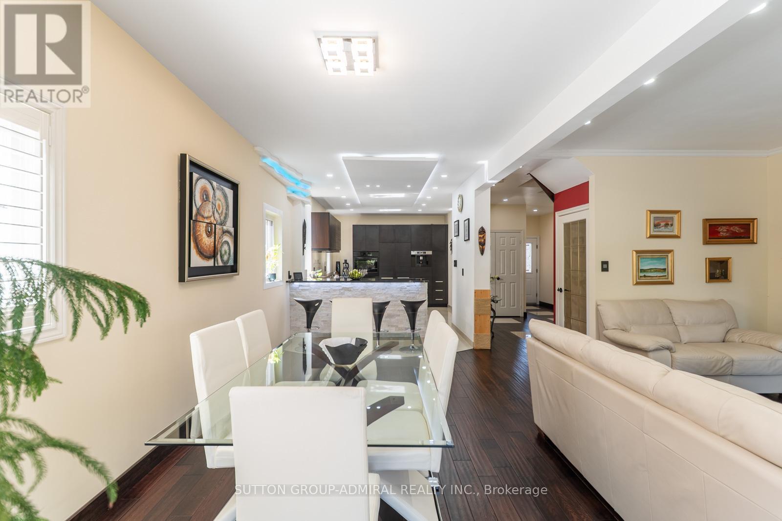 626 College Manor Drive, Newmarket, Ontario  L3Y 8M7 - Photo 11 - N13107628