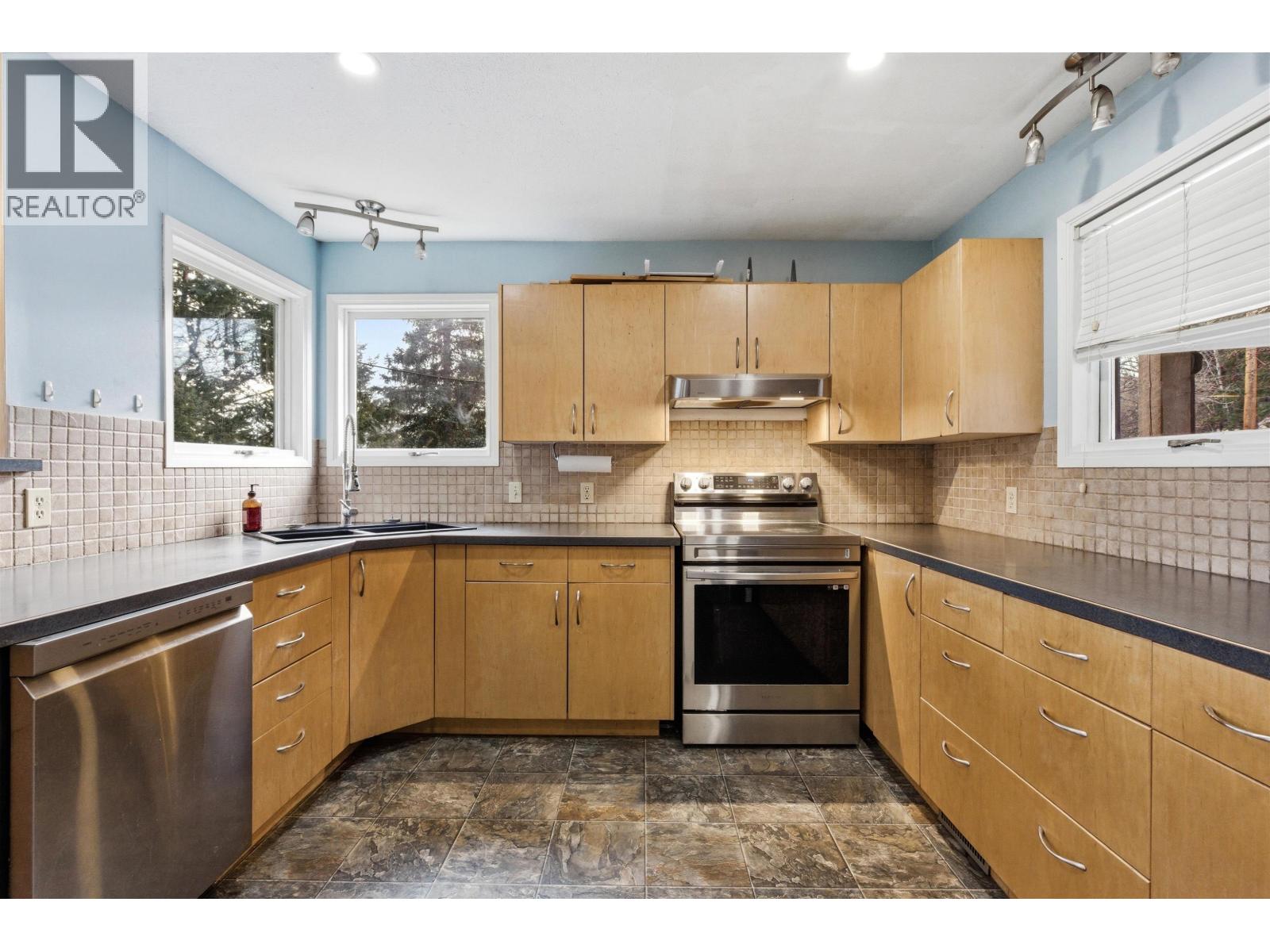 536 Roberts Drive, Williams Lake, British Columbia  V2G 5K1 - Photo 7 - R3097226