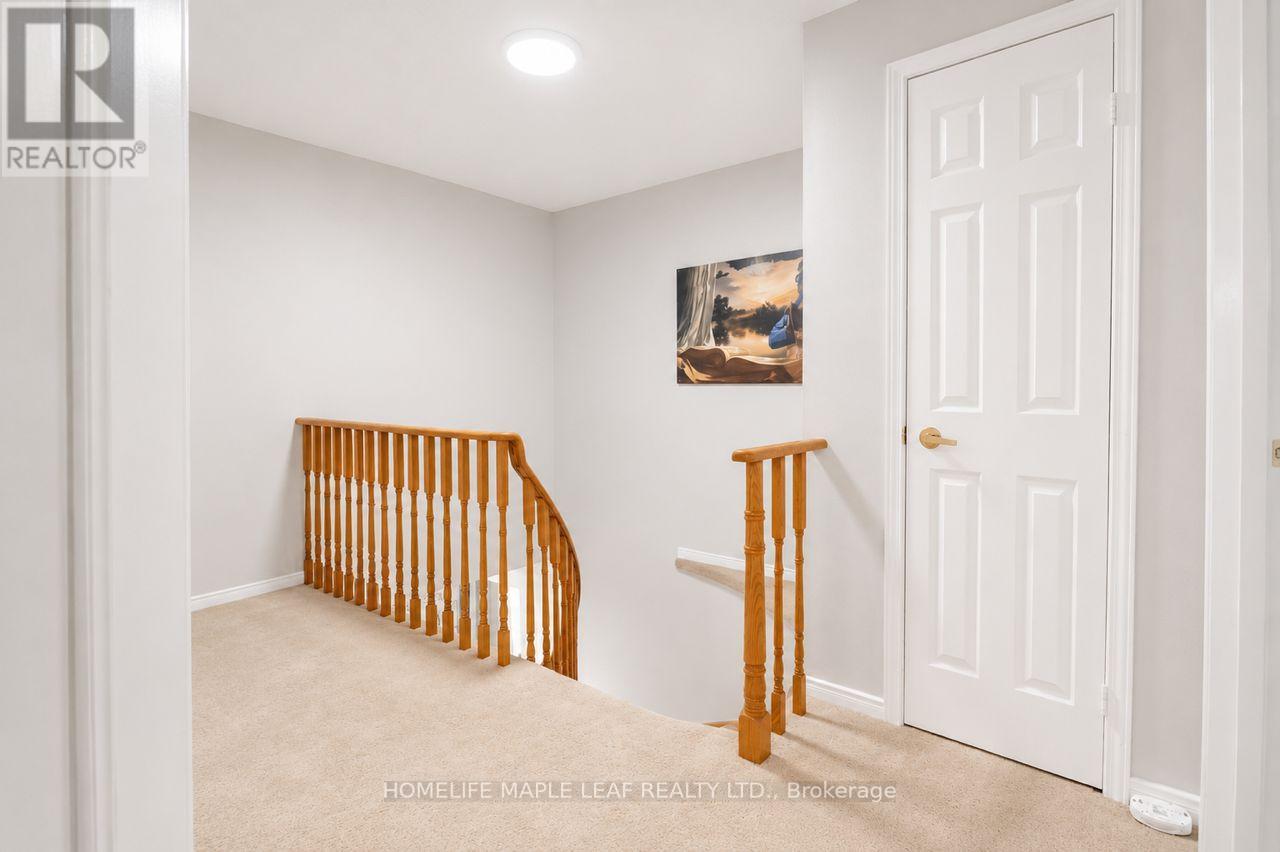 32 Brydon Crescent, Brampton, Ontario  L6X 3H2 - Photo 10 - W13107626