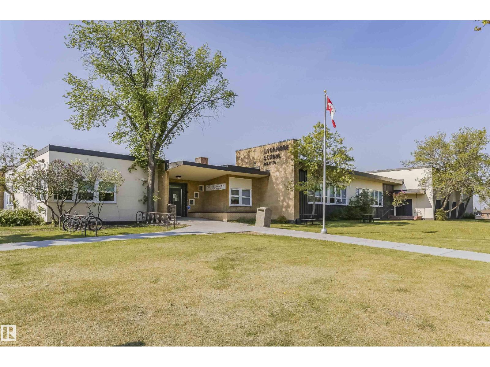 8530 76 Av Nw, Edmonton, Alberta  T6J 0J3 - Photo 60 - E4486858