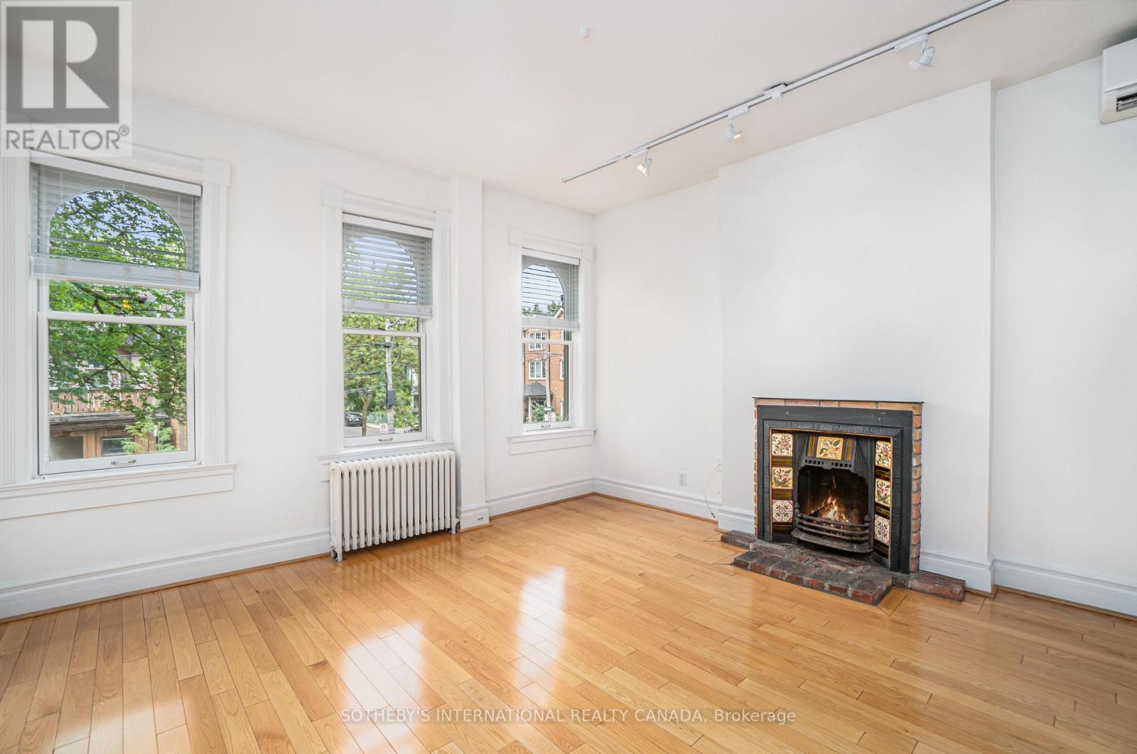 #2 - 225 Major Street, Toronto, Ontario  M5S 2L4 - Photo 10 - C13103454