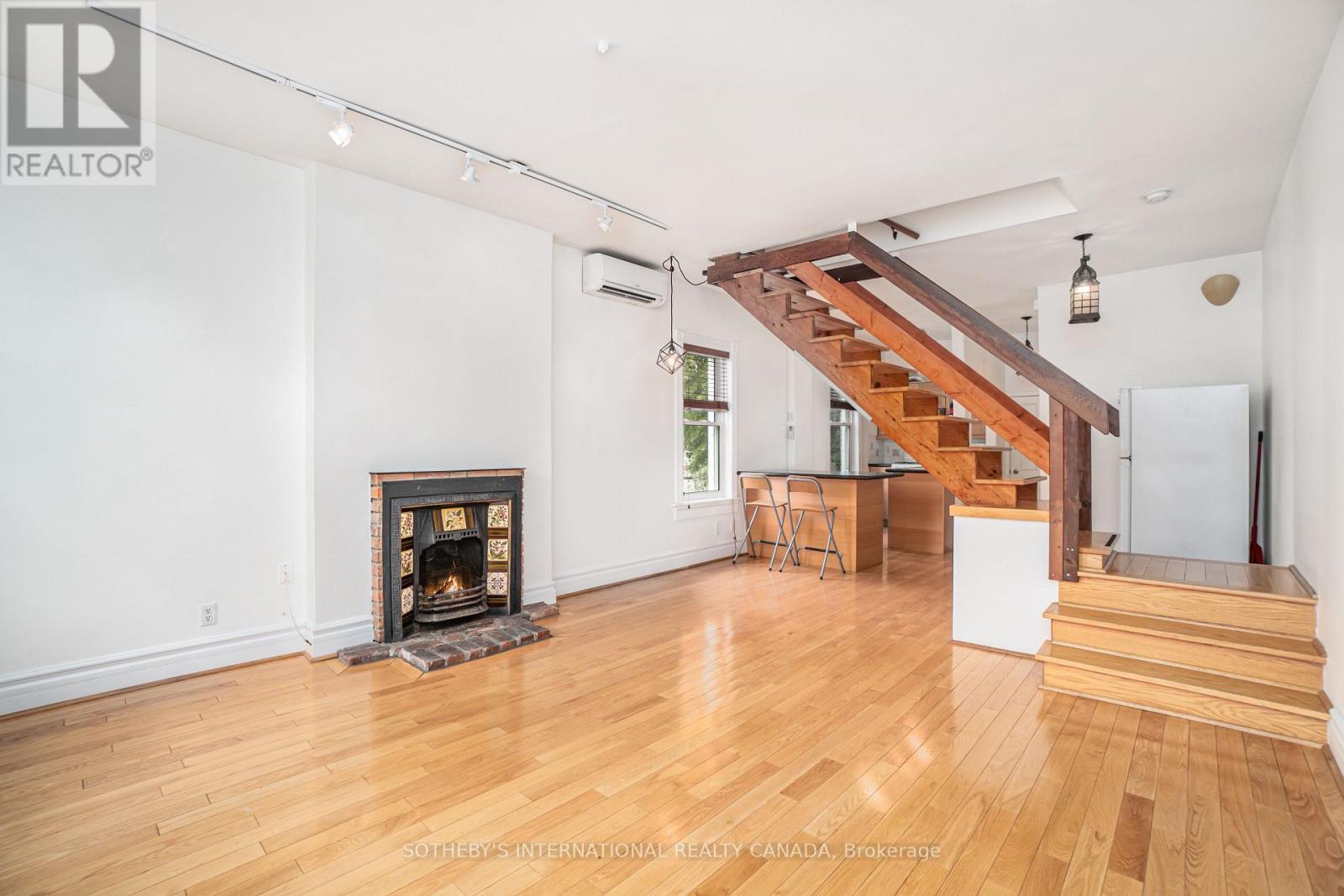 #2 - 225 Major Street, Toronto, Ontario  M5S 2L4 - Photo 9 - C13103454