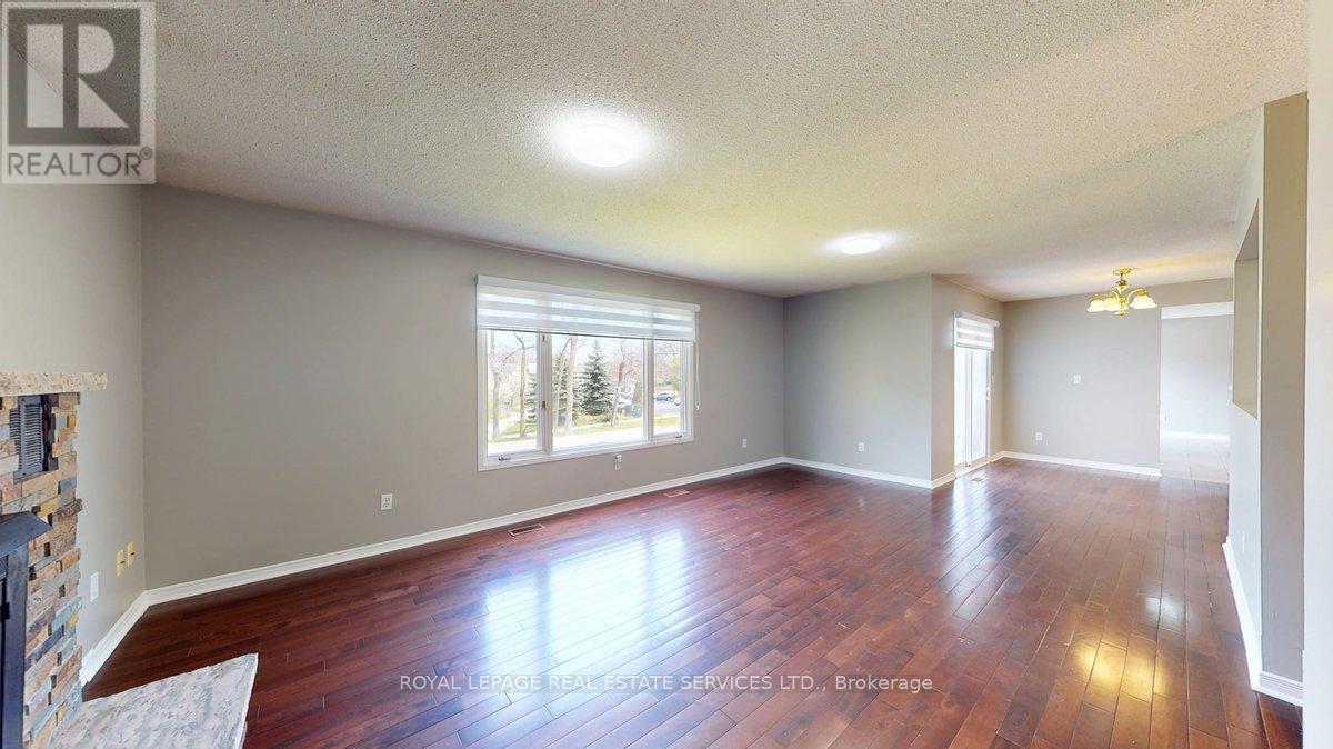 Upper - 62 Third Line, Oakville, Ontario  L6L 3Z5 - Photo 11 - W13106122