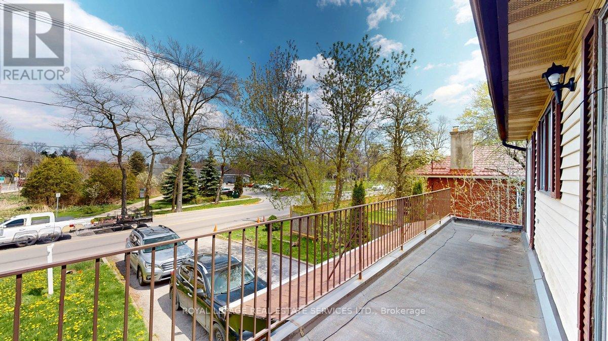 Upper - 62 Third Line, Oakville, Ontario  L6L 3Z5 - Photo 15 - W13106122