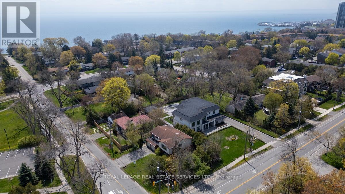 Upper - 62 Third Line, Oakville, Ontario  L6L 3Z5 - Photo 37 - W13106122