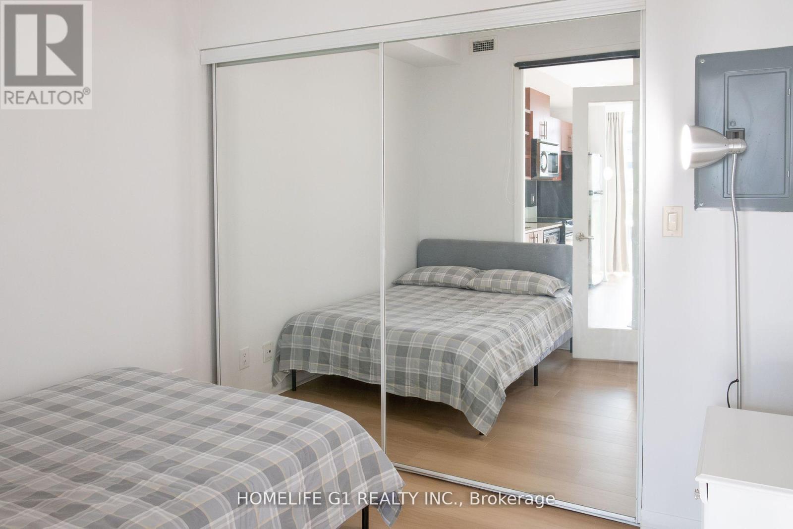 1014 - 96 St Patrick Street, Toronto, Ontario  M5T 1V2 - Photo 4 - C13107728