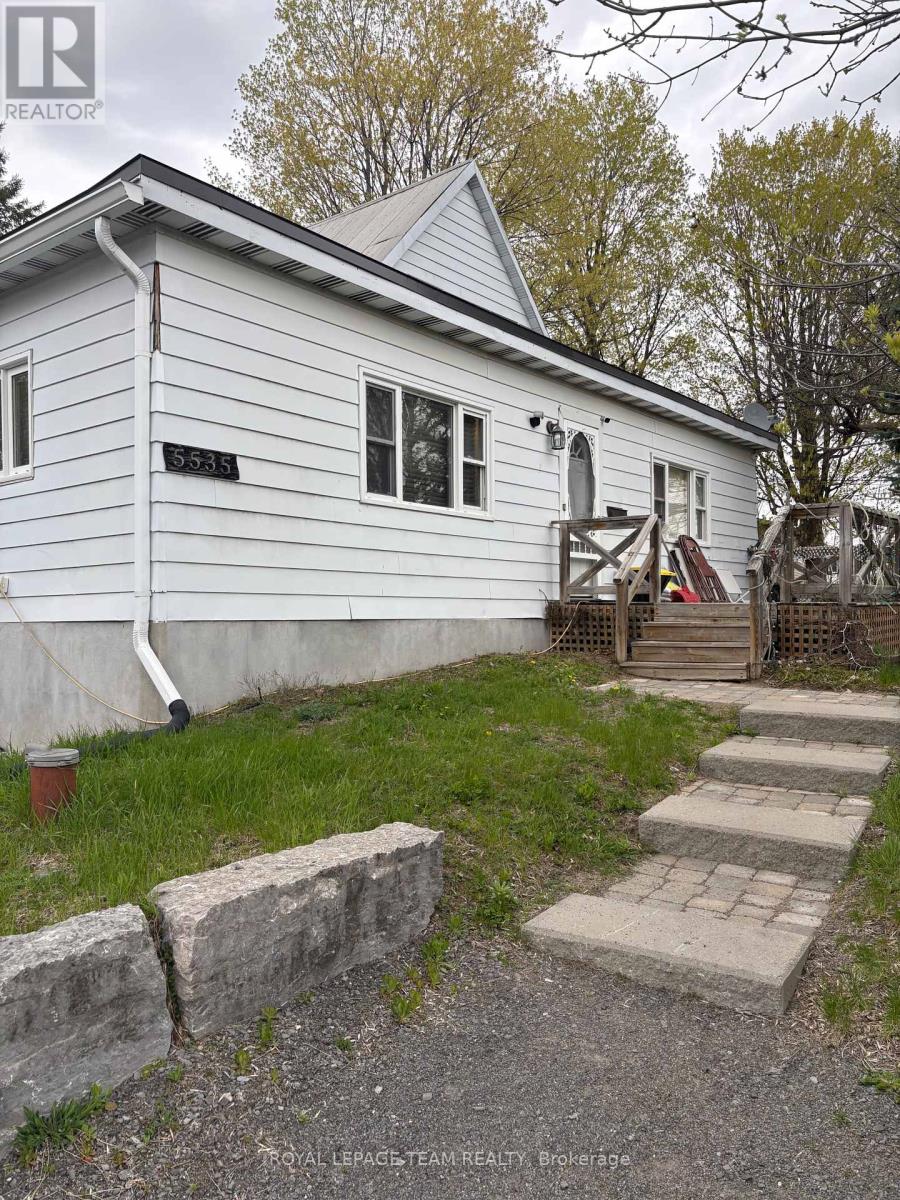 5535 Mitch Owens Road N, Ottawa, Ontario  K1X 1C2 - Photo 4 - X13107692