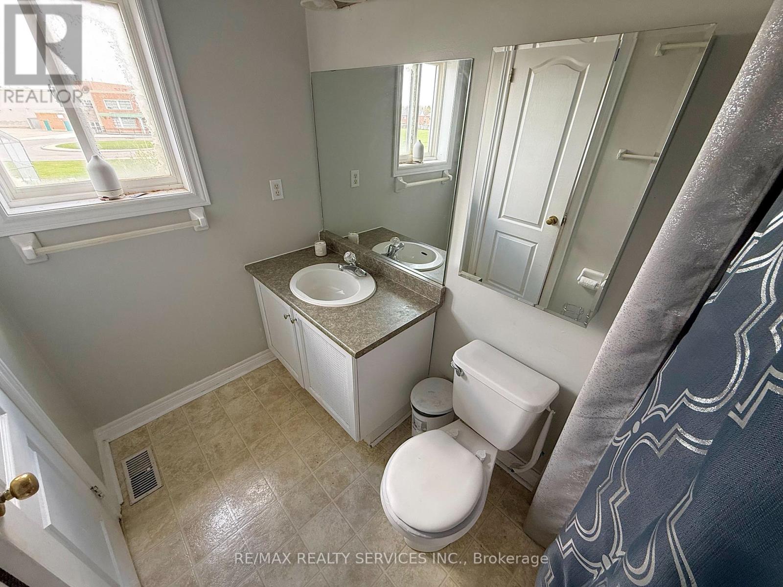 47 Quarry Edge Drive, Brampton, Ontario  L6V 4M7 - Photo 13 - W13107048