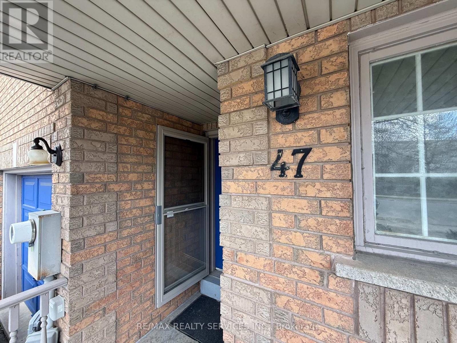 47 Quarry Edge Drive, Brampton, Ontario  L6V 4M7 - Photo 2 - W13107048