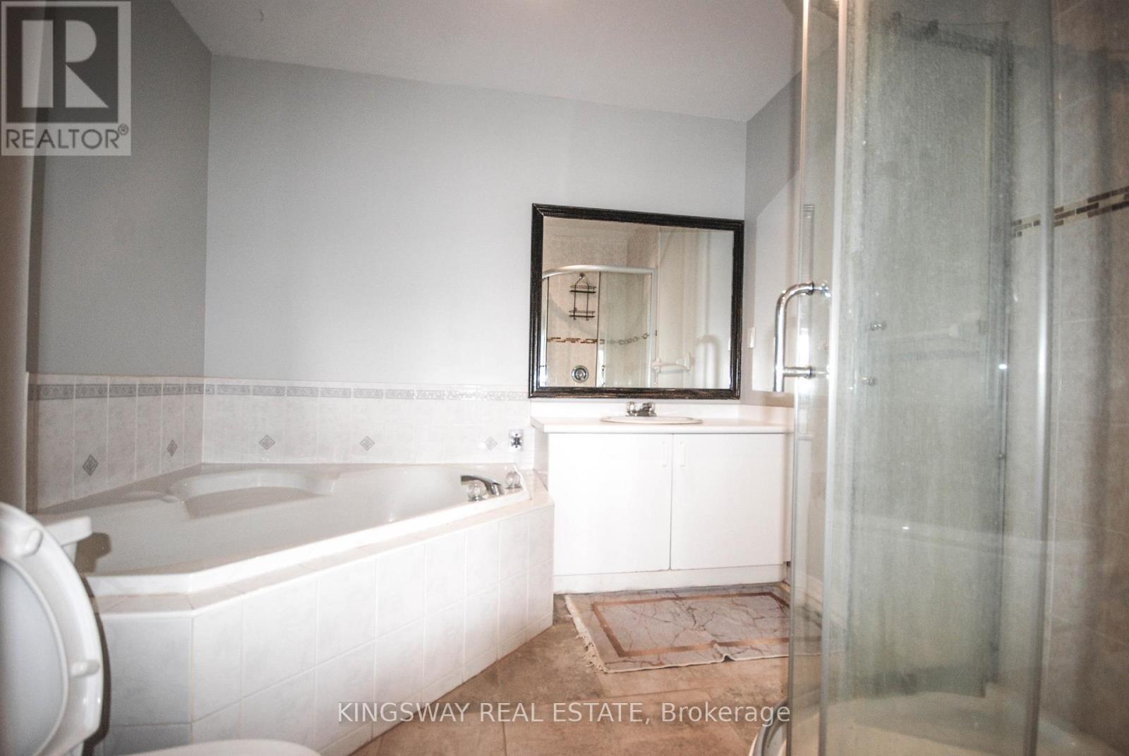 10 - 1485 Torrington Drive, Mississauga, Ontario  L5V 1Y3 - Photo 15 - W13107644
