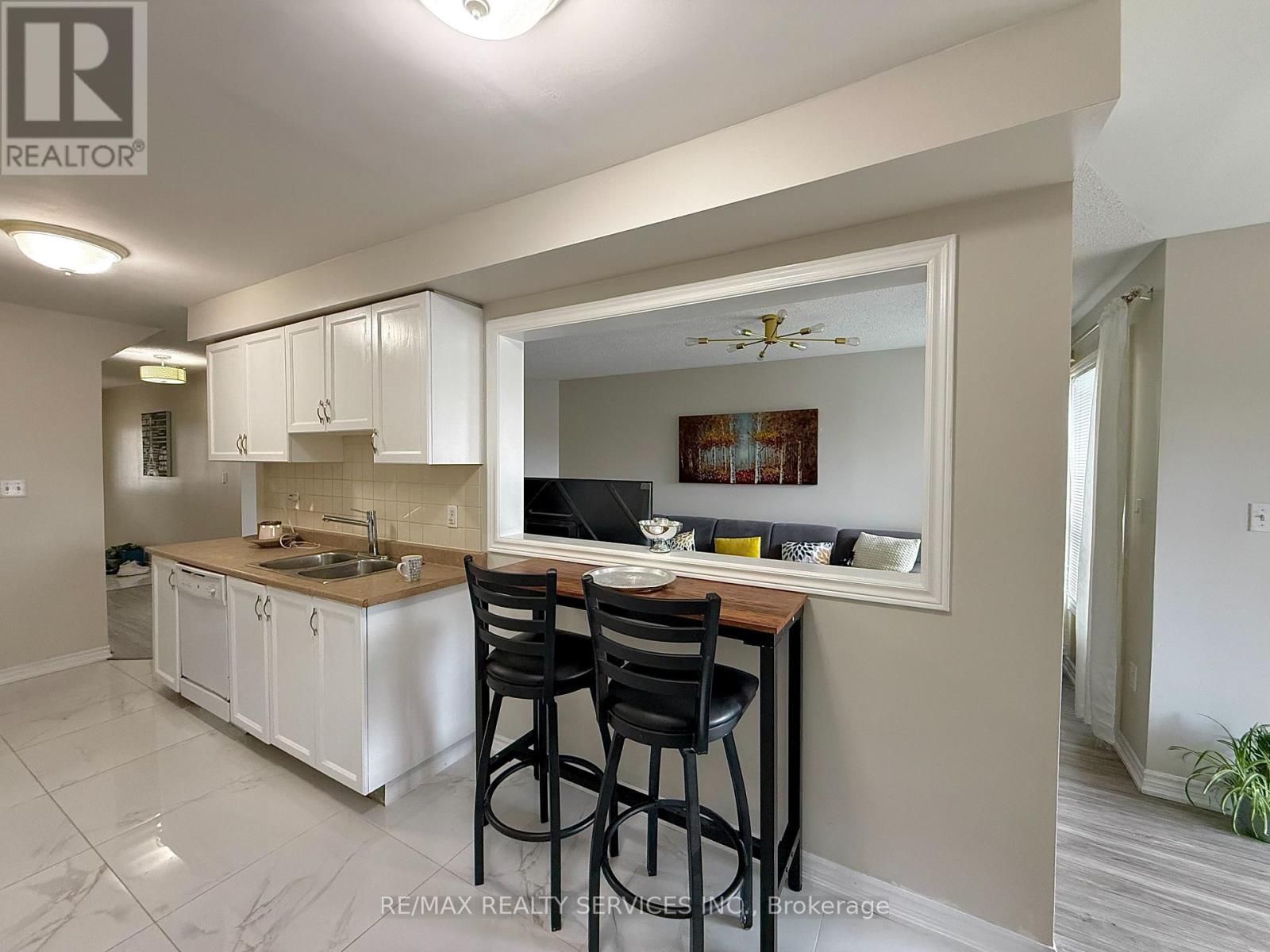 47 Quarry Edge Drive, Brampton, Ontario  L6V 4M7 - Photo 43 - W13107048