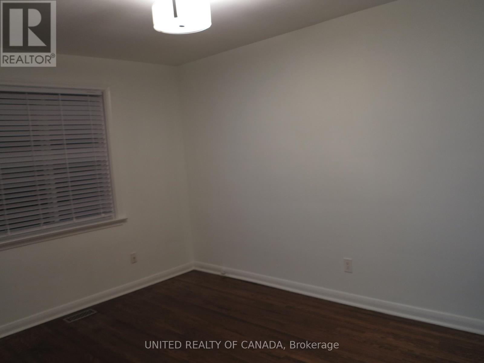 45 Bayview Parkway, Newmarket, Ontario  L3Y 3W2 - Photo 8 - N13107670
