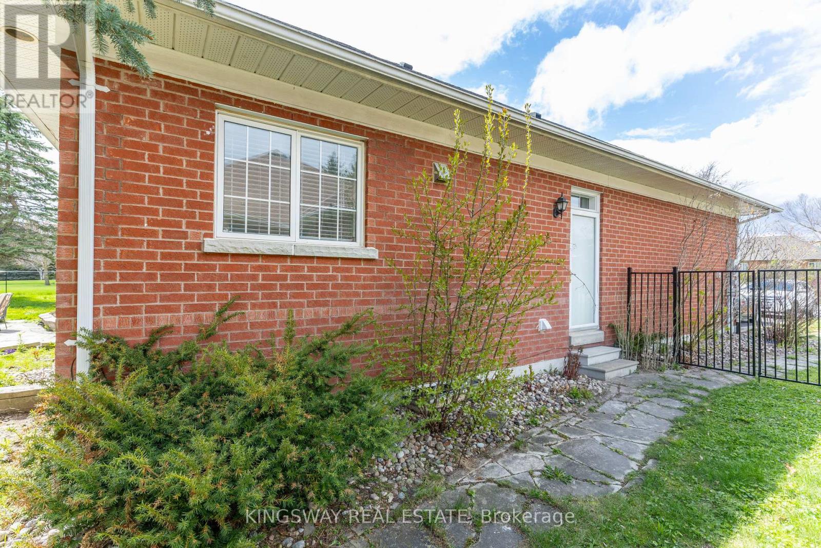 57 Mcmullen Drive, Whitchurch-Stouffville, Ontario  L4A 7X4 - Photo 35 - N13107672