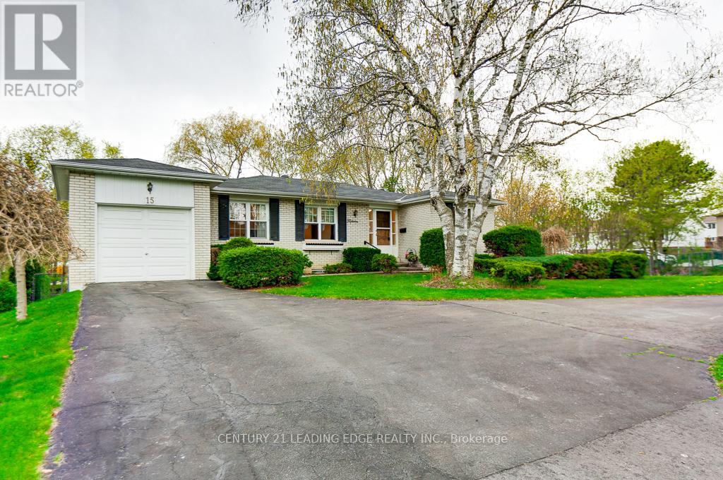 15 BAKERDALE ROAD, Markham, Ontario