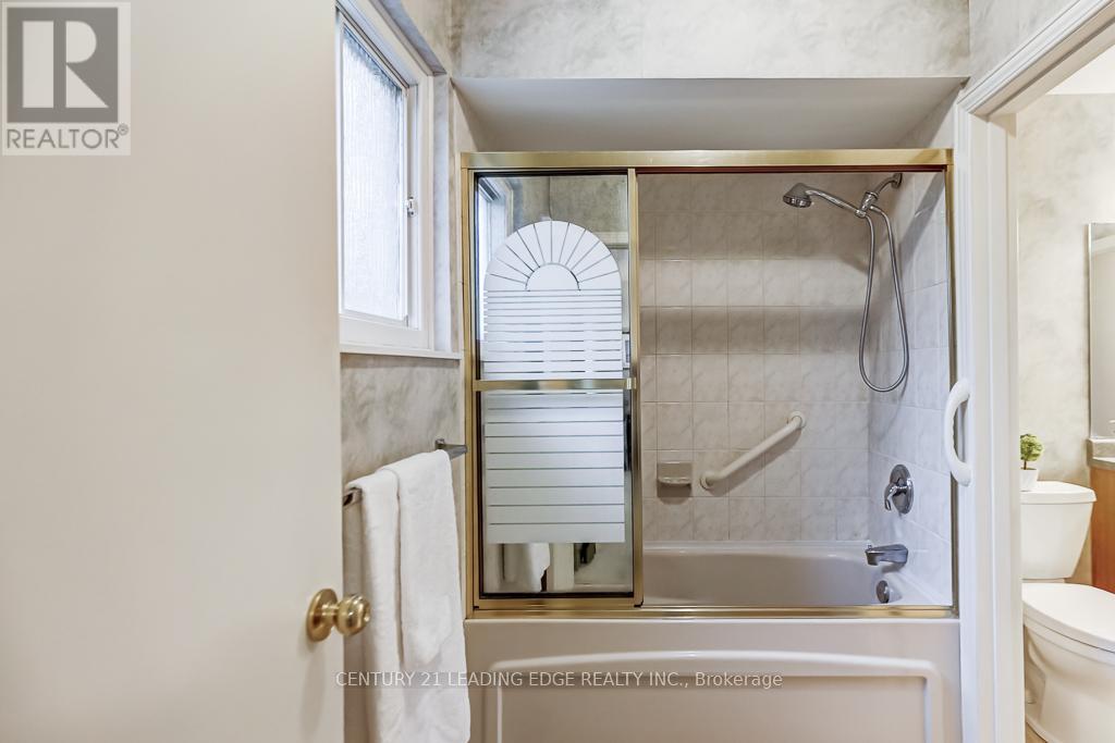 15 Bakerdale Road, Markham, Ontario  L3P 1J3 - Photo 24 - N13107712