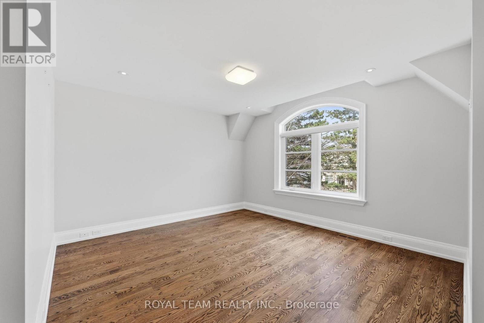 130 Elmwood Avenue, Richmond Hill, Ontario  L4C 1K9 - Photo 29 - N13107716