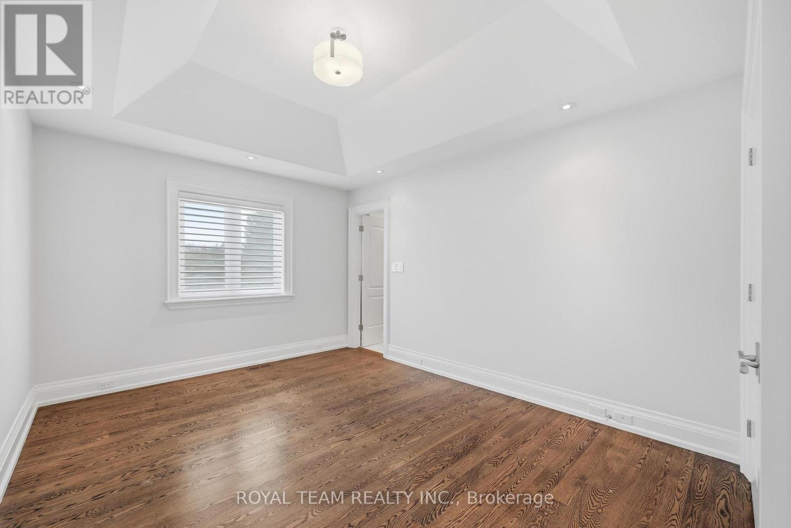 130 Elmwood Avenue, Richmond Hill, Ontario  L4C 1K9 - Photo 37 - N13107716