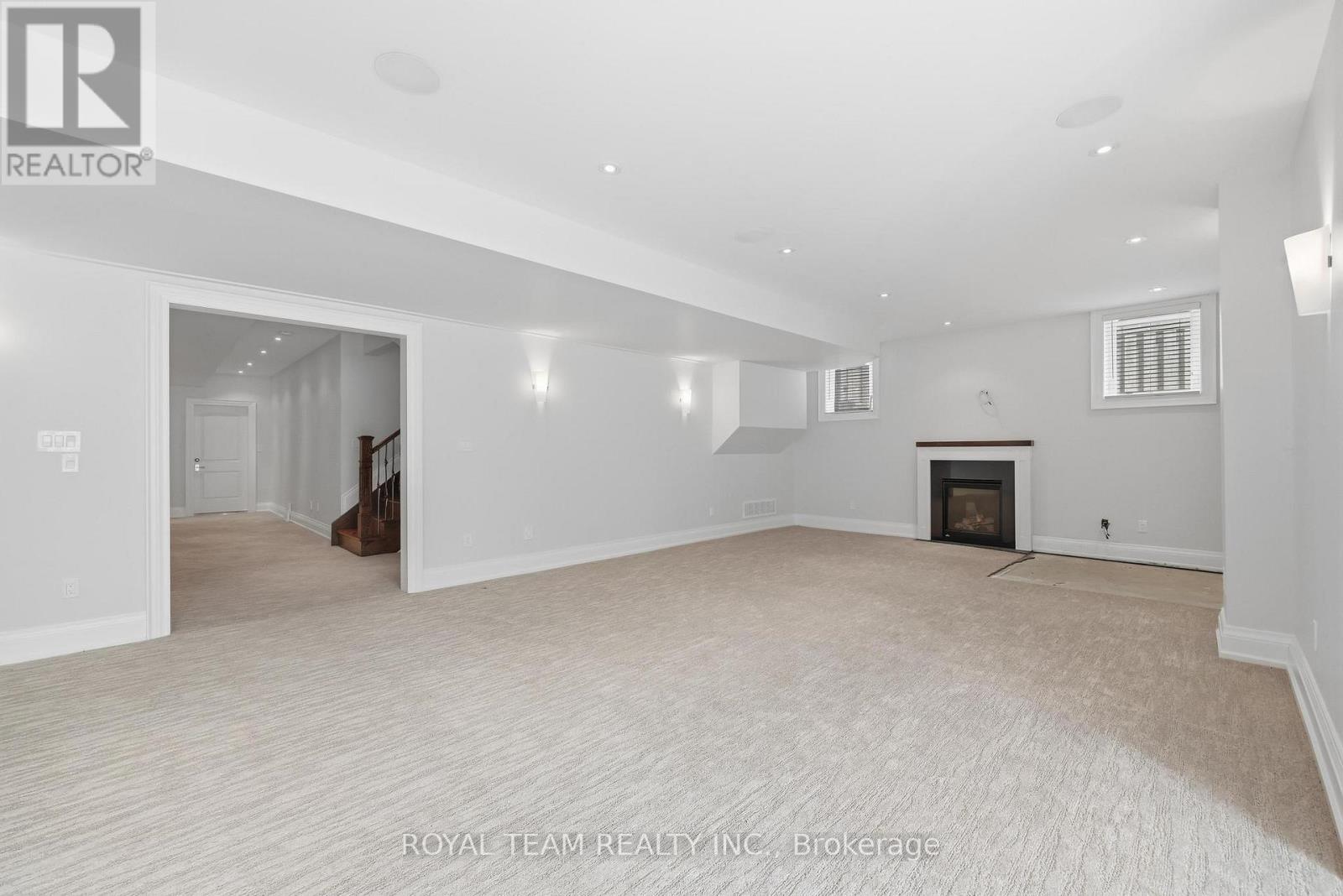 130 Elmwood Avenue, Richmond Hill, Ontario  L4C 1K9 - Photo 41 - N13107716