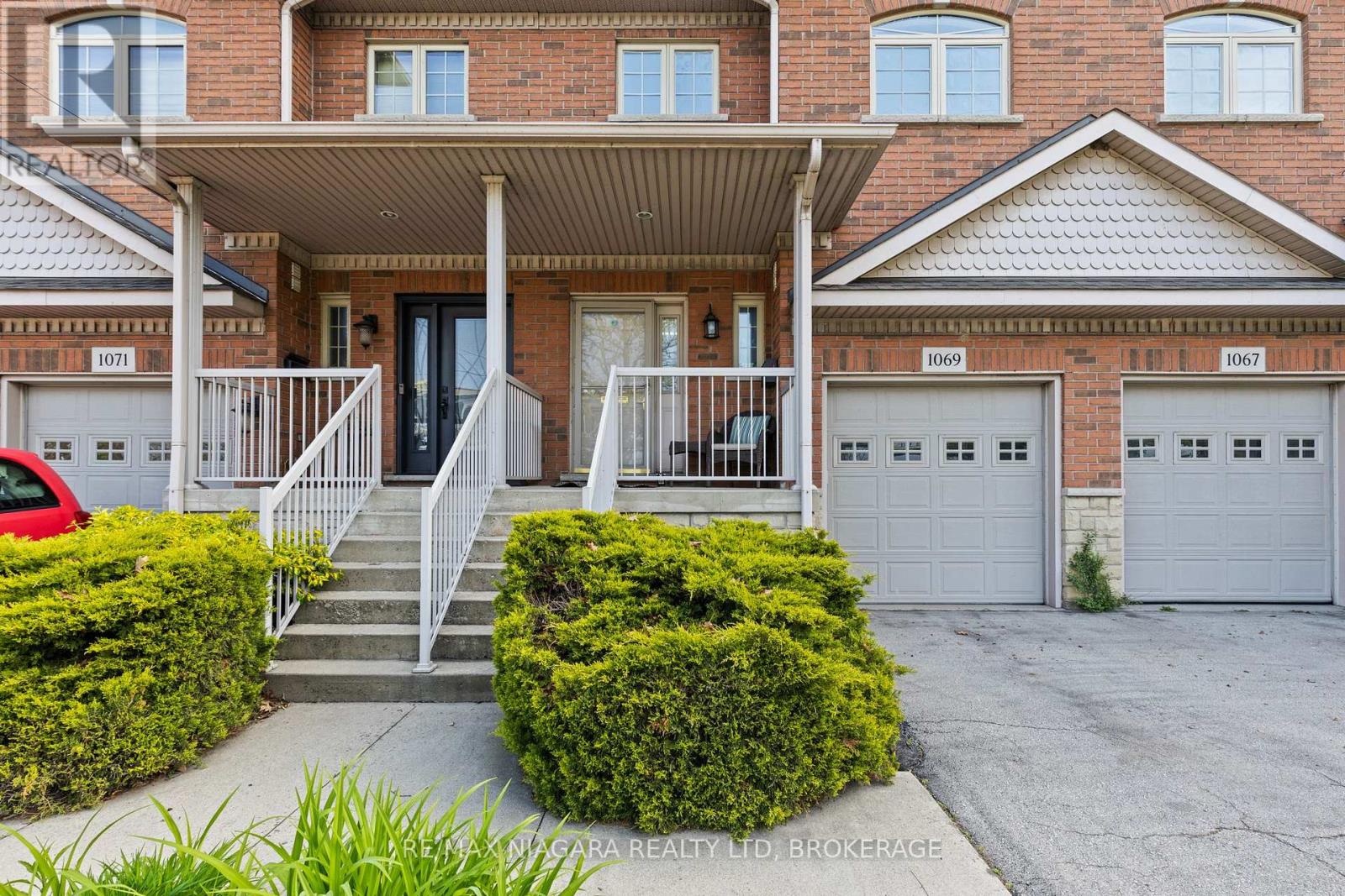 1069 Beach Boulevard, Hamilton, Ontario  L8H 6Z9 - Photo 9 - X12950128