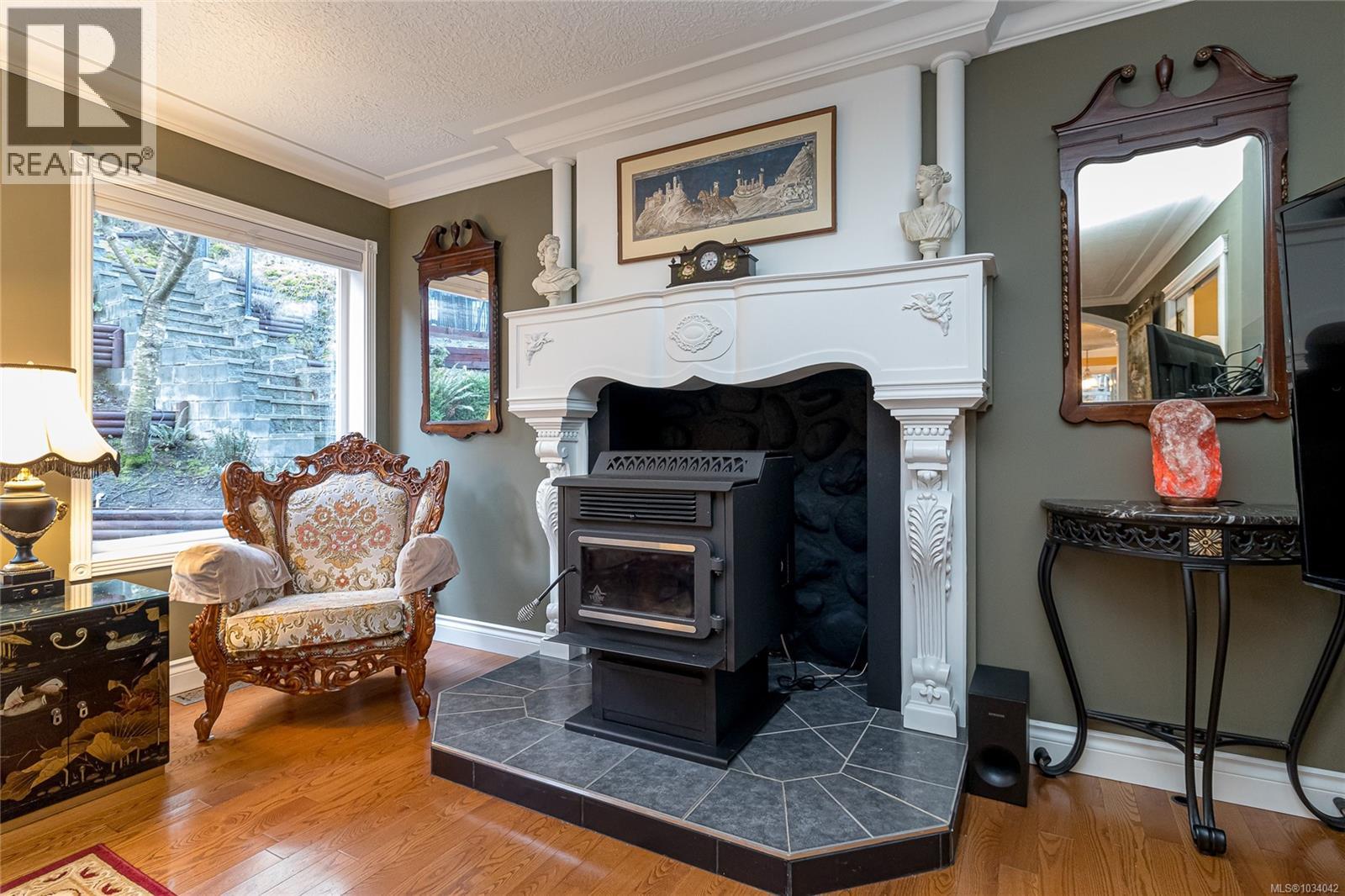 7072 Willis Point Rd, Central Saanich, British Columbia  V9E 2A1 - Photo 14 - 1034042