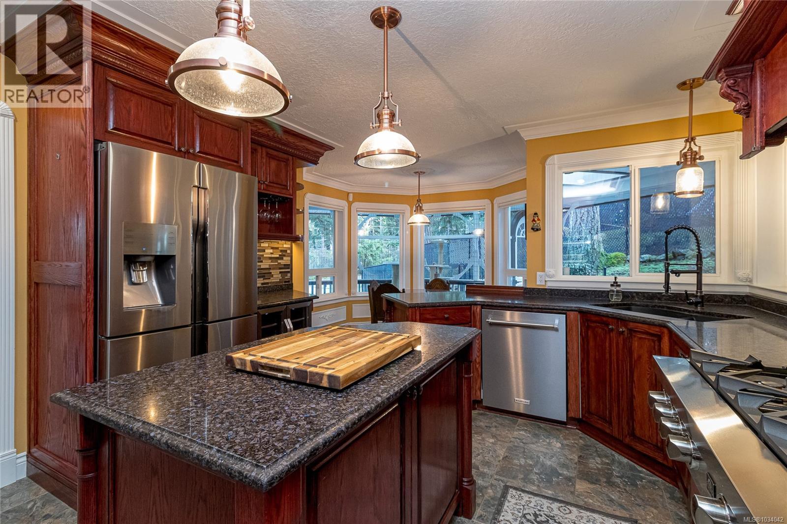 7072 Willis Point Rd, Central Saanich, British Columbia  V9E 2A1 - Photo 20 - 1034042