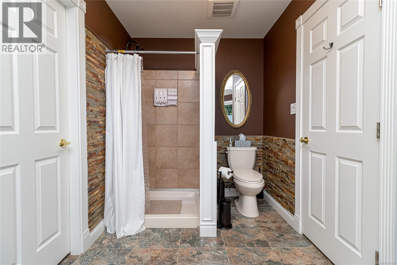 7072 Willis Point Rd, Central Saanich, British Columbia  V9E 2A1 - Photo 23 - 1034042