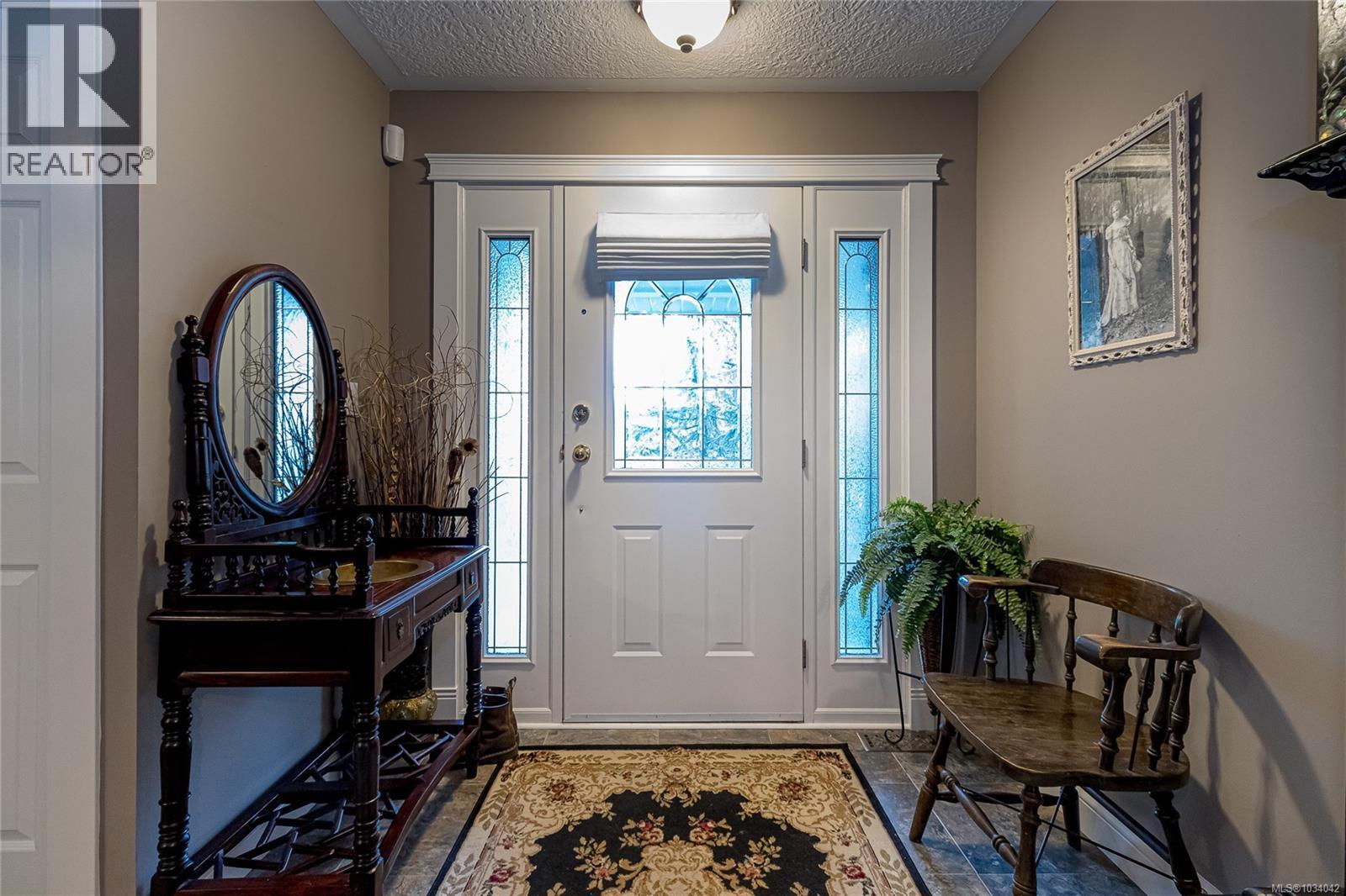 7072 Willis Point Rd, Central Saanich, British Columbia  V9E 2A1 - Photo 11 - 1034042