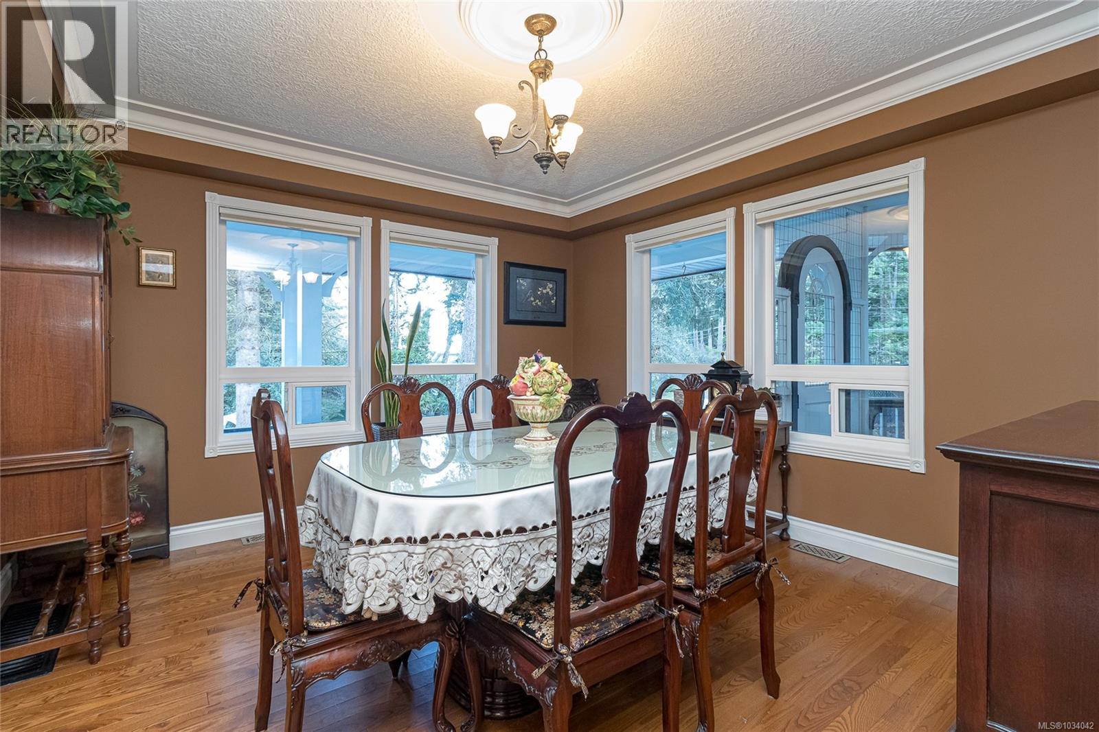 7072 Willis Point Rd, Central Saanich, British Columbia  V9E 2A1 - Photo 15 - 1034042
