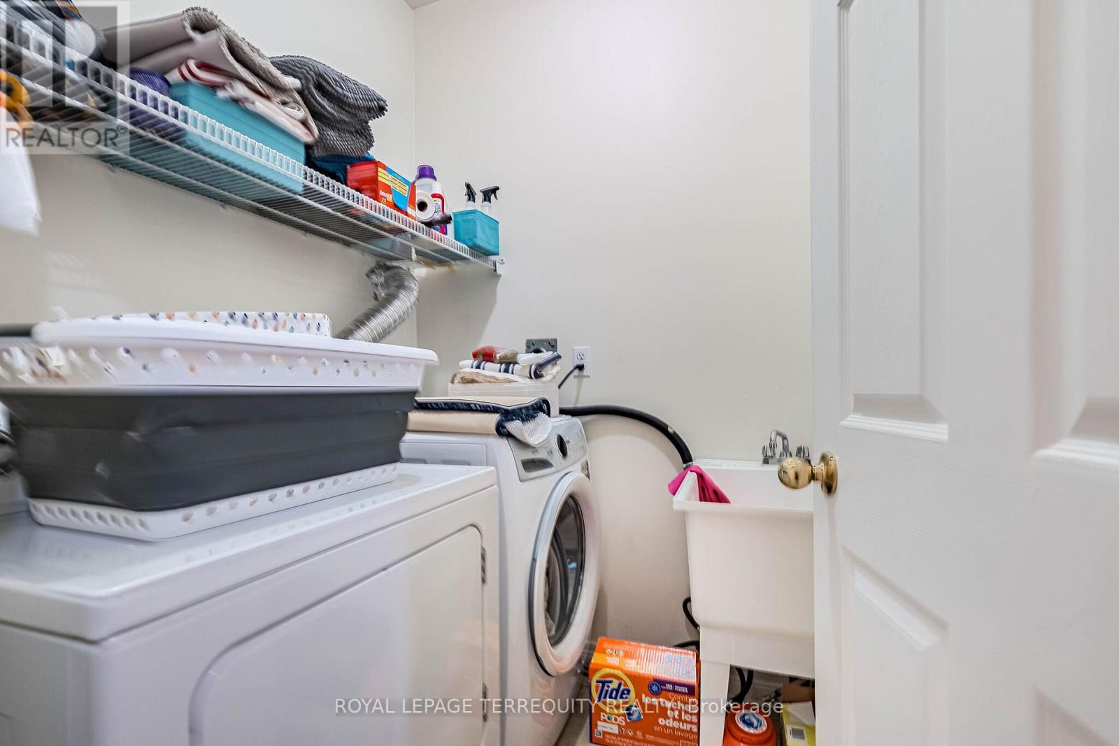 3926 Candlelight Drive, Mississauga, Ontario  L5M 8B3 - Photo 32 - W13107694