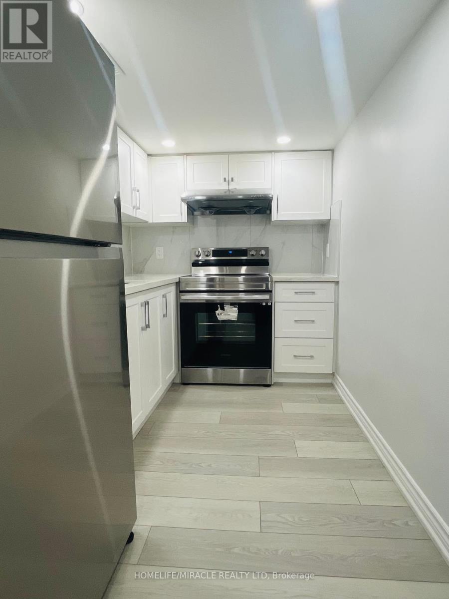 Bsmt - 71 Aspermont Crescent, Brampton, Ontario  L6P 3Z3 - Photo 3 - W13107454