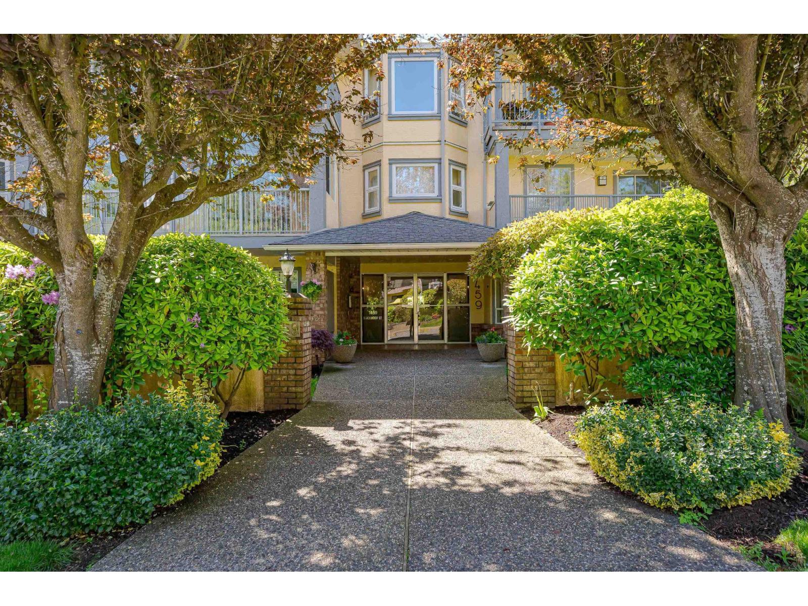 205 1459 Blackwood Street, White Rock, British Columbia  V4B 3V6 - Photo 2 - R3111288