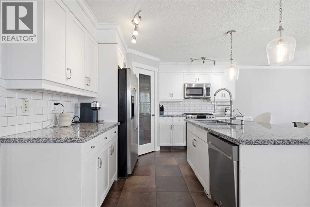 223 Copperfield Green, Calgary, Alberta  T2Z 4T9 - Photo 7 - A2295291