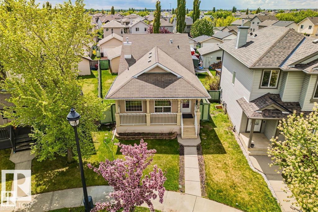 21223 92 Av Nw, Edmonton, Alberta  T5T 0W6 - Photo 2 - E4486862