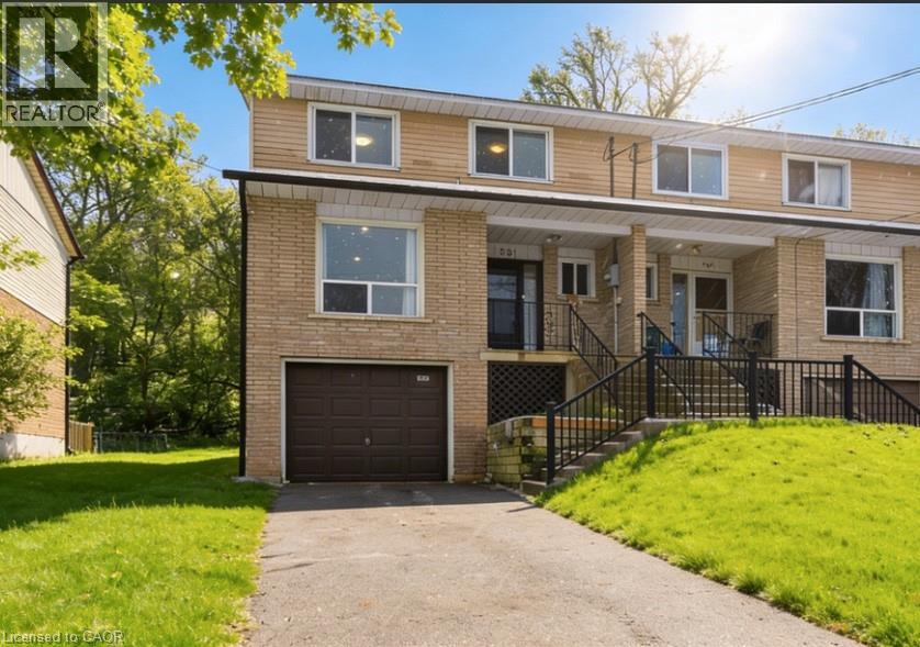 33 RALEIGH Street Unit# A, Brantford, Ontario