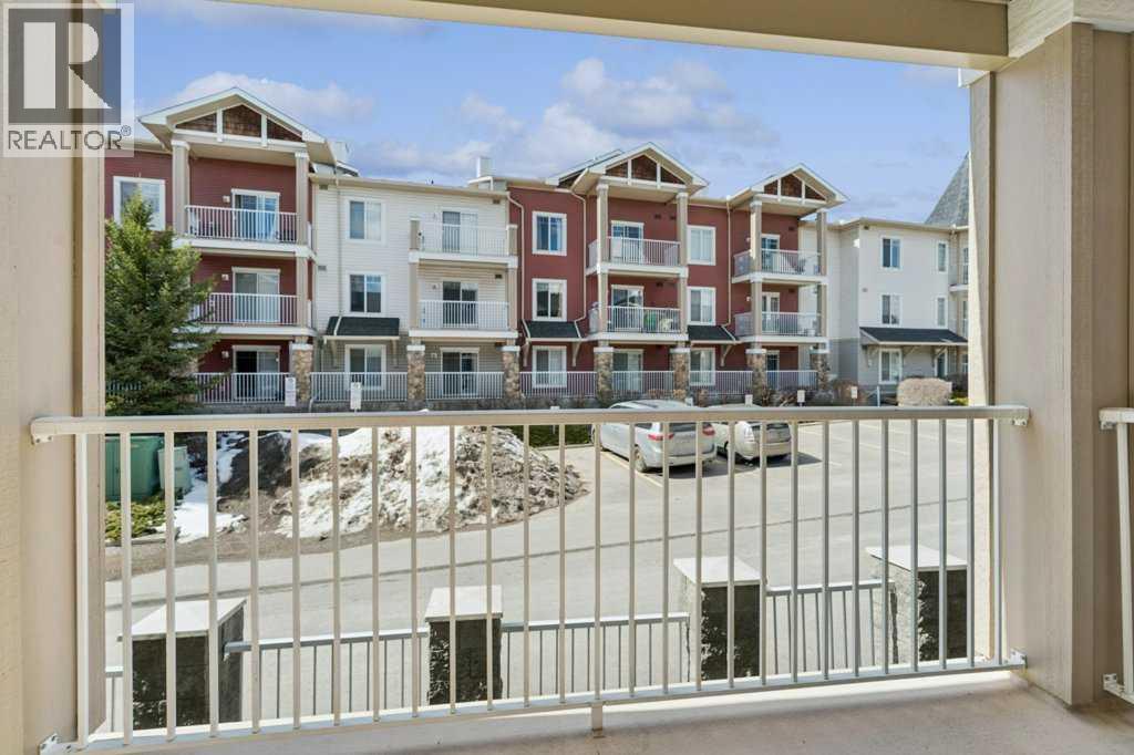 9216, 70 Panamount Drive NW, Calgary, Alberta  T3K 6G8 - Photo 13 - A2300909
