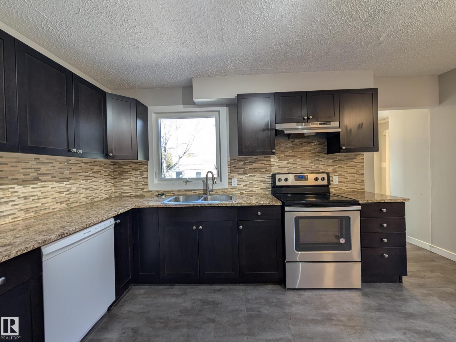 13528 139 St Nw, Edmonton, Alberta  T5L 2C4 - Photo 8 - E4486864