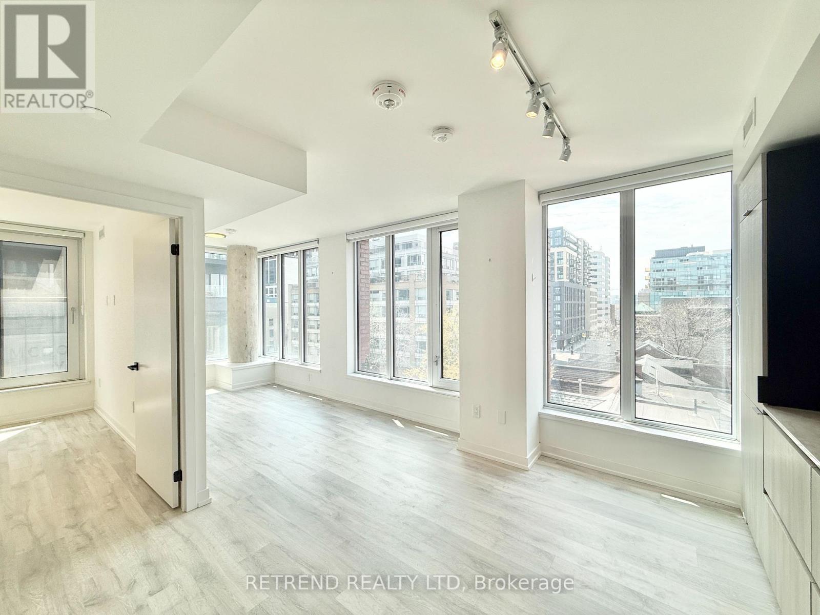 508 - 2 AUGUSTA AVENUE, Toronto, Ontario