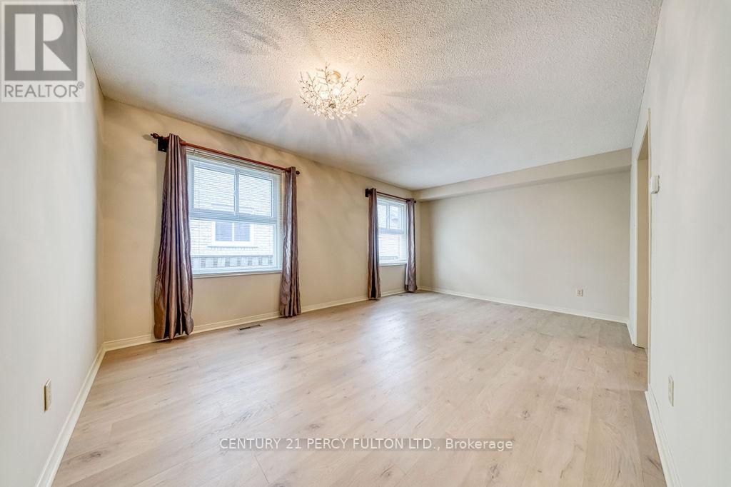 104 Laguna Crescent, Markham, Ontario  L3S 3G7 - Photo 5 - N13100968