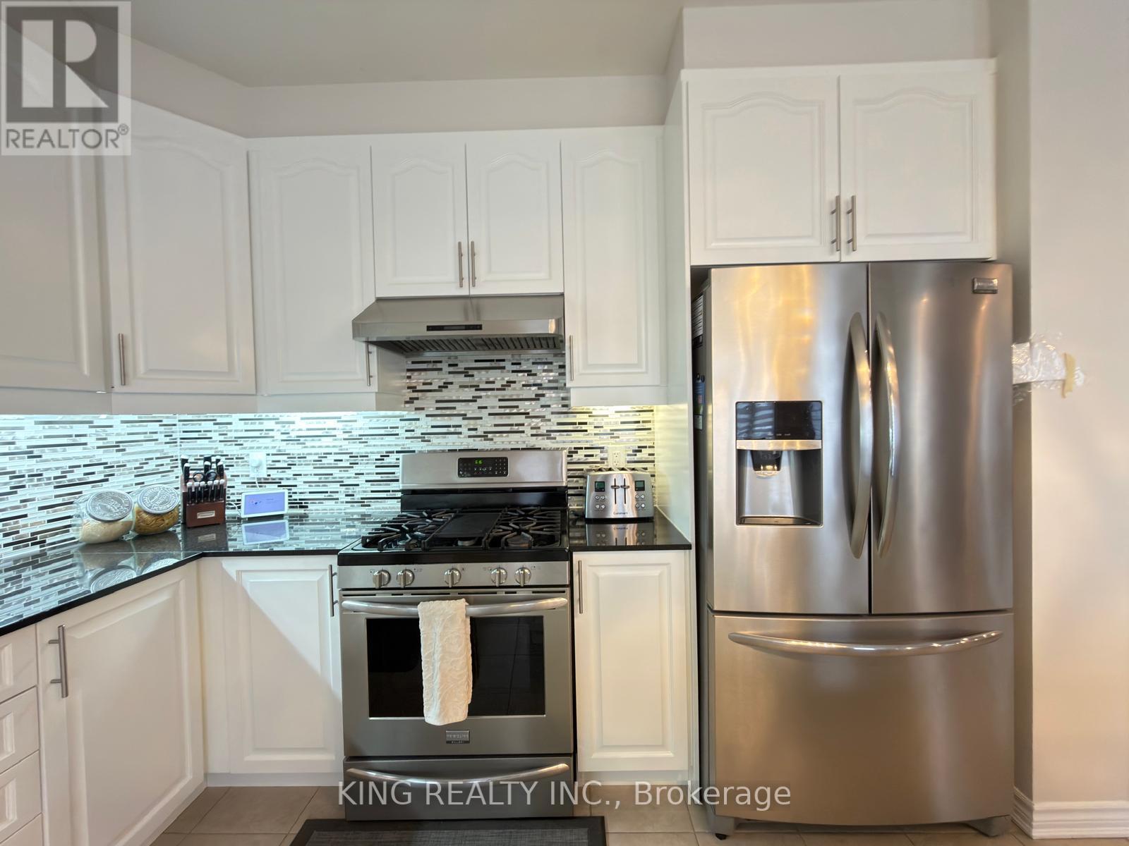 24 Palmeto Court, Ottawa, Ontario  K2S 0X2 - Photo 11 - X13107734
