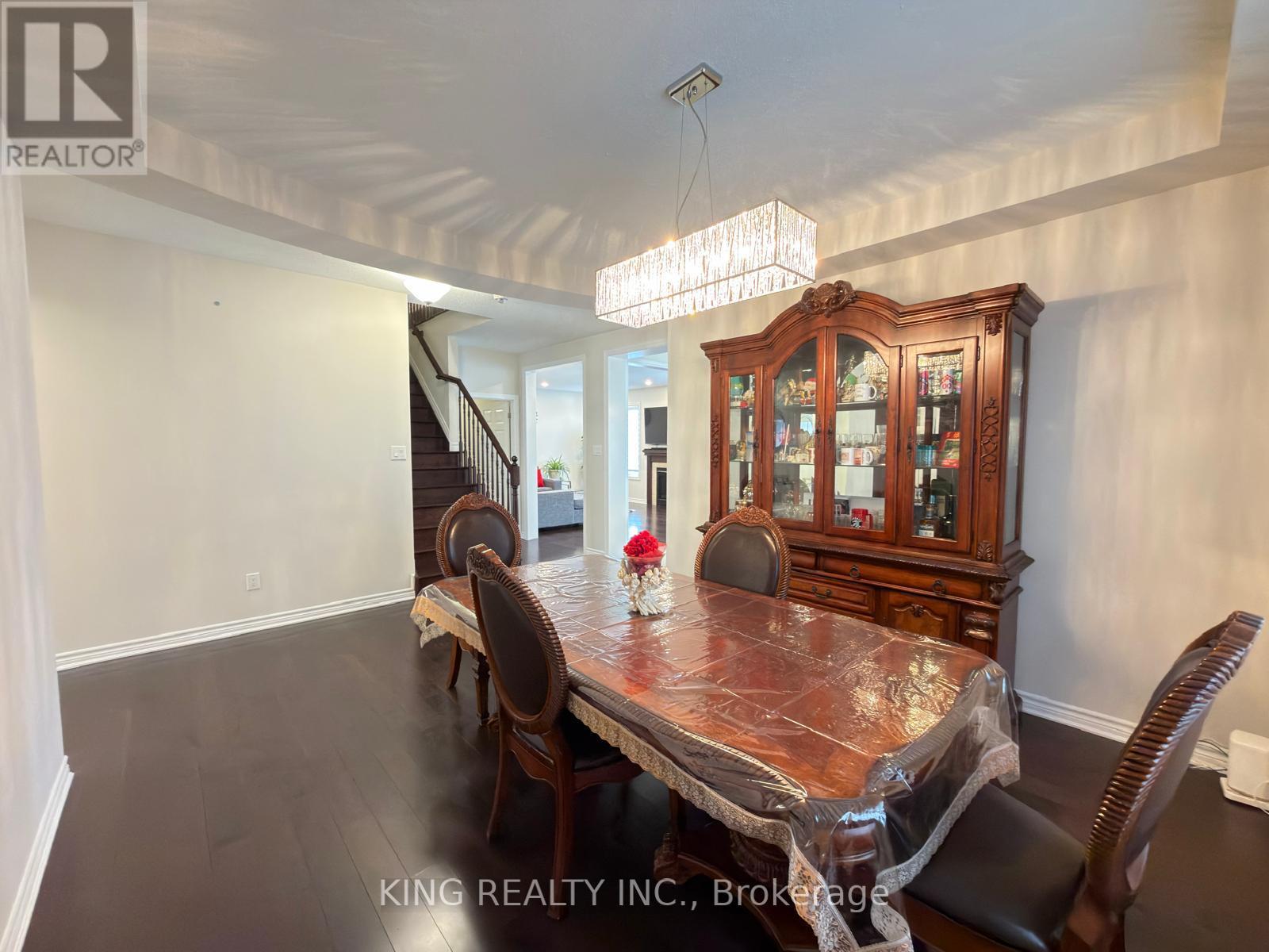 24 Palmeto Court, Ottawa, Ontario  K2S 0X2 - Photo 6 - X13107734