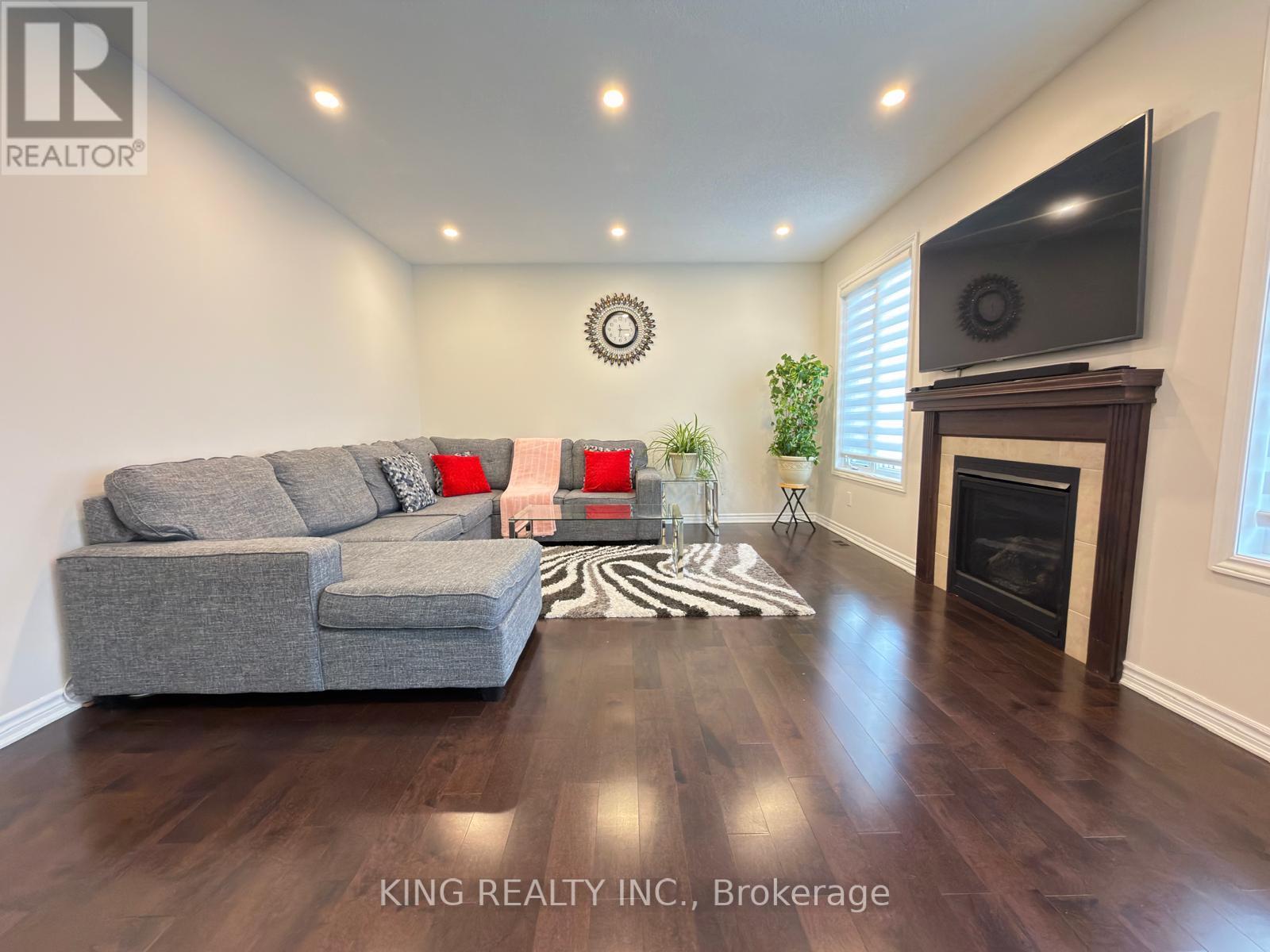 24 Palmeto Court, Ottawa, Ontario  K2S 0X2 - Photo 7 - X13107734