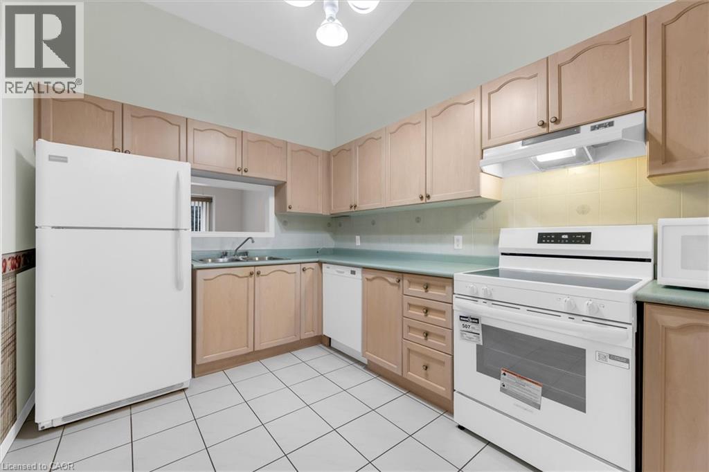 60 Rice Avenue Unit# 29, Hamilton, Ontario  L9C 7S3 - Photo 11 - 40825239