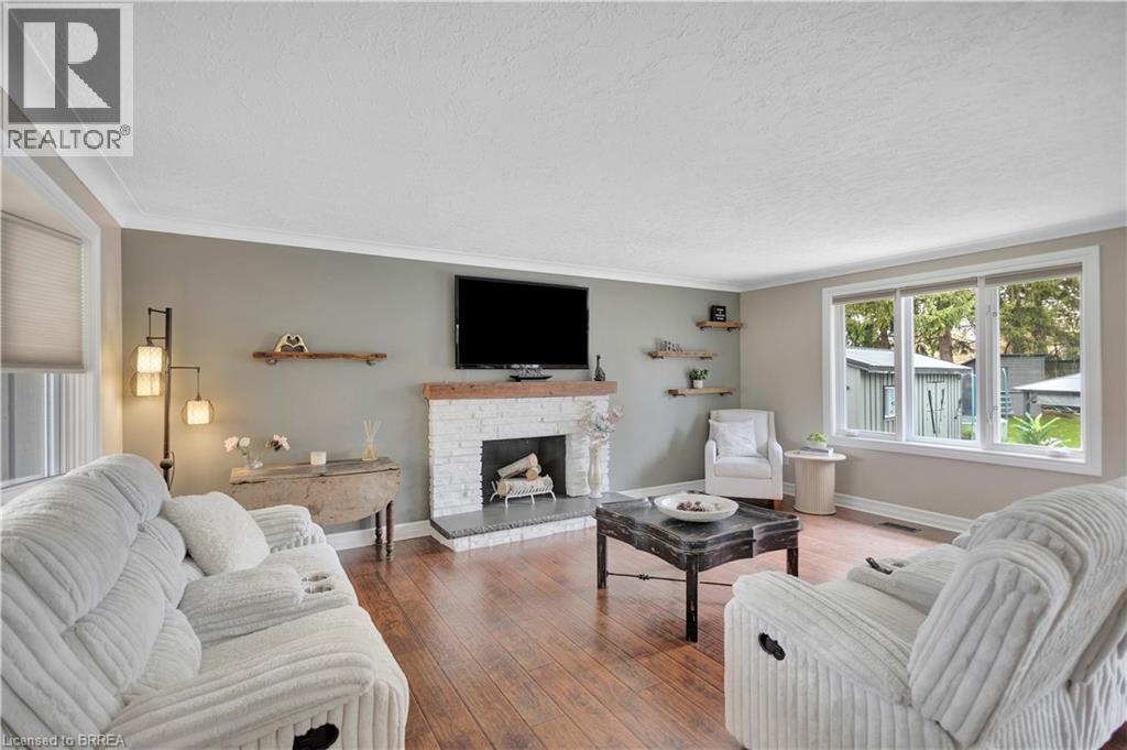 9 Driftwood Drive, Brantford, Ontario  N3R 3K1 - Photo 5 - 40825370